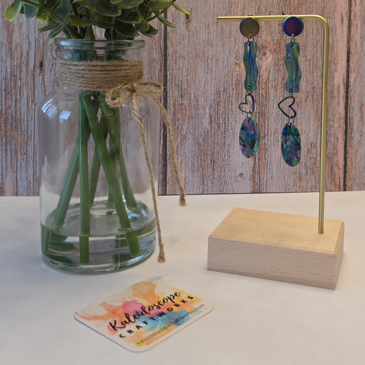 Faux Abalone with Rainbow stud & heart #33